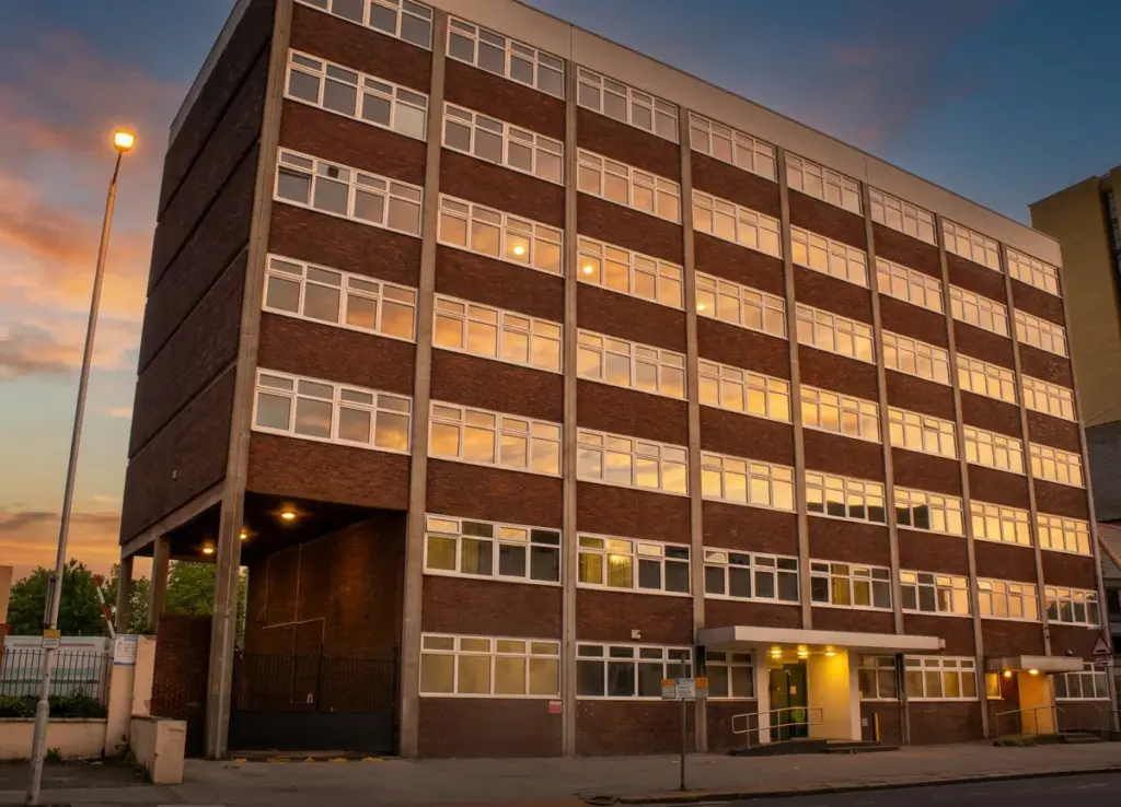 Chartwell Business Centre - Croydon